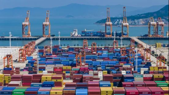 温州港状元岙港区新增两大泊位正式投运，，年吞吐能力提升超百万标箱