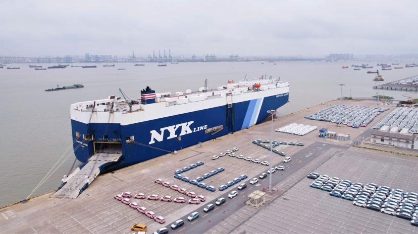 滚装船一再启航，新能源汽车海运出口大增